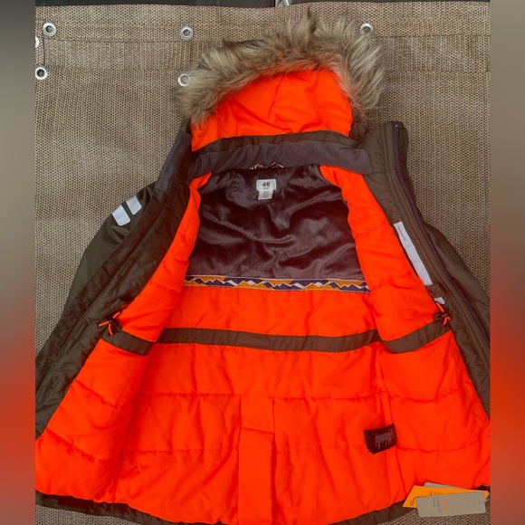 H&M Outdoor Snow Lock Jacket - Picture 4 of 6